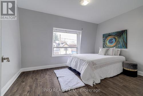 1140 Dufferin Street, Toronto, ON - Indoor Photo Showing Bedroom