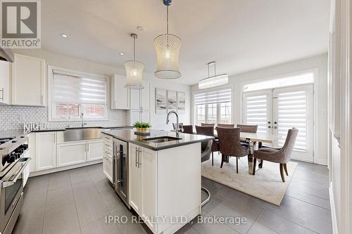 4 Brigham Avenue, Hamilton, ON - Indoor Photo Showing Kitchen With Upgraded Kitchen