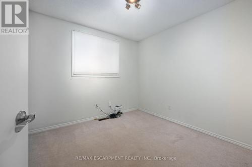 8 Gafney Court, Hamilton, ON - Indoor Photo Showing Other Room