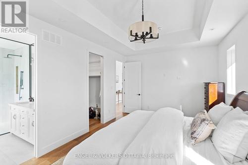 133 Cadieux Way, Ottawa, ON - Indoor Photo Showing Bedroom