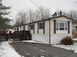 1512 Woodbine Drive  Beaver Bank, NS B4E 2M8