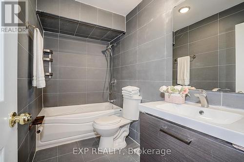 11 Micmac Crescent, Toronto, ON - Indoor Photo Showing Bathroom