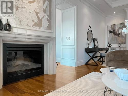 5104 - 311 Bay Street, Toronto, ON - Indoor Photo Showing Living Room With Fireplace