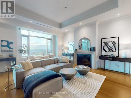 5104 - 311 Bay Street, Toronto, ON - Indoor Photo Showing Living Room With Fireplace