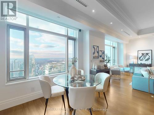 5104 - 311 Bay Street, Toronto, ON - Indoor Photo Showing Dining Room