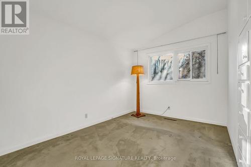 20 Chatfield Drive, Toronto, ON - Indoor Photo Showing Other Room