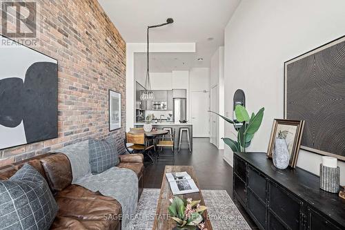 Ph04 - 88 Colgate Avenue, Toronto, ON - Indoor Photo Showing Living Room