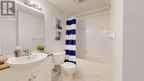 404 - 1600 Keele Street, Toronto, ON - Indoor Photo Showing Bathroom