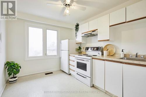 71 Clairton Crescent, Toronto, ON - Indoor Photo Showing Kitchen