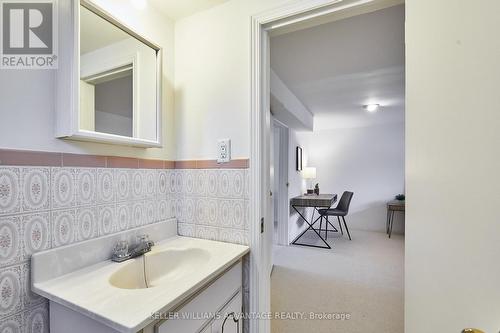 71 Clairton Crescent, Toronto, ON - Indoor Photo Showing Bathroom