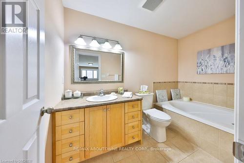 2304 Sovereign Street, Oakville, ON - Indoor Photo Showing Bathroom