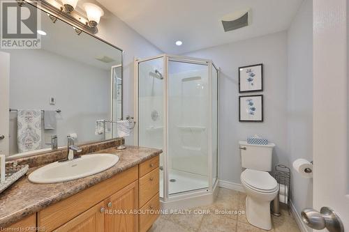 2304 Sovereign Street, Oakville, ON - Indoor Photo Showing Bathroom