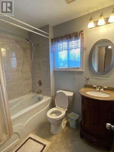 40 Raleigh Street, St. John'S, NL - Indoor Photo Showing Bathroom