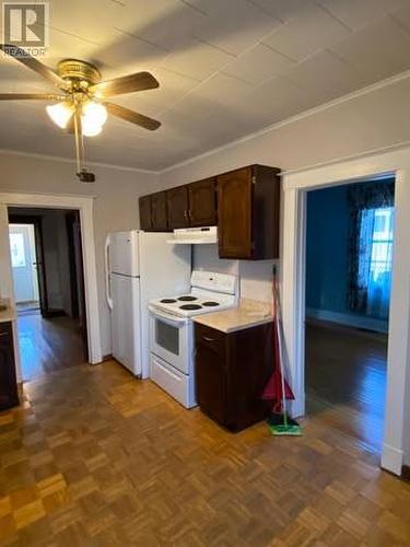 40 Raleigh Street, St. John'S, NL - Indoor Photo Showing Kitchen