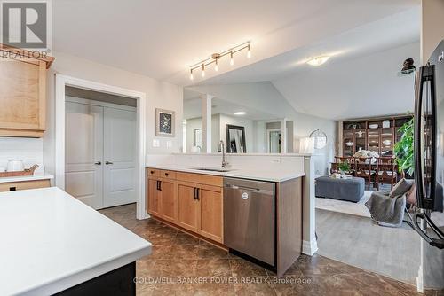 3 - 6965 Raleigh Boulevard, London, ON - Indoor Photo Showing Kitchen