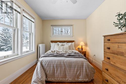 1006 Waterloo Street, London, ON - Indoor Photo Showing Bedroom