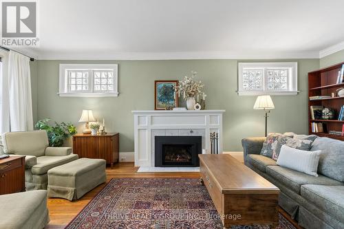 1006 Waterloo Street, London, ON - Indoor Photo Showing Living Room With Fireplace