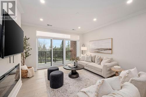 309 - 1560 Upper West Avenue, London, ON - Indoor Photo Showing Living Room