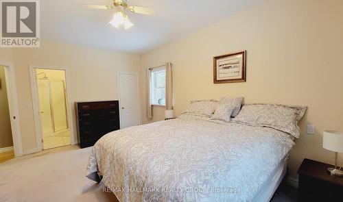 1250 Upper Dwyer Hill Road, Ottawa, ON - Indoor Photo Showing Bedroom