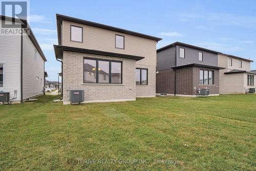 2350 Jordan Boulevard, London, ON - Outdoor With Exterior