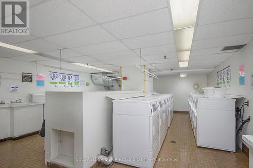 1401 - 665 Bathgate Drive, Ottawa, ON - Indoor Photo Showing Laundry Room