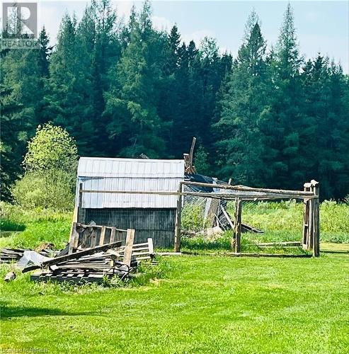 View of outdoor structure with a yard - 526 Star Lake Road, Emsdale, ON - Outdoor