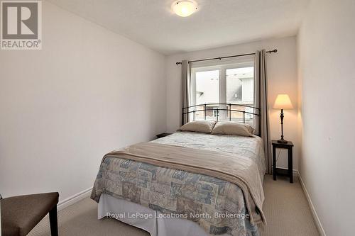 105 Empire Lane, Meaford, ON - Indoor Photo Showing Bedroom