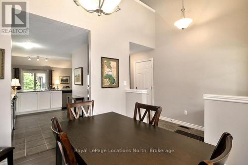 105 Empire Lane, Meaford, ON - Indoor Photo Showing Dining Room