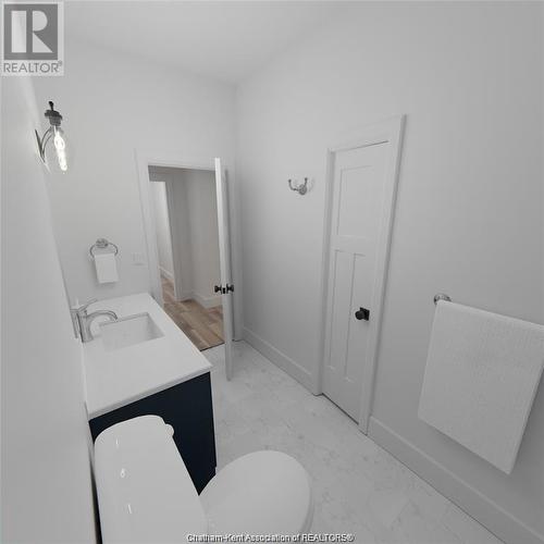 51 Demall Drive, Dresden, ON - Indoor Photo Showing Bathroom