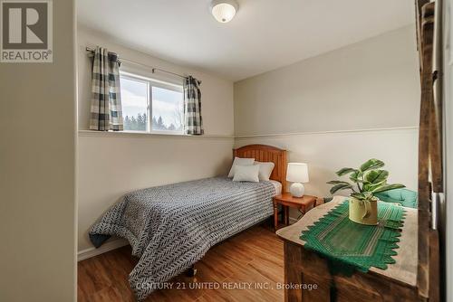 180 Wood Duck Drive, Otonabee-South Monaghan, ON - Indoor Photo Showing Bedroom