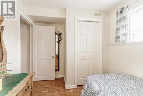 180 Wood Duck Drive, Otonabee-South Monaghan, ON - Indoor Photo Showing Bedroom