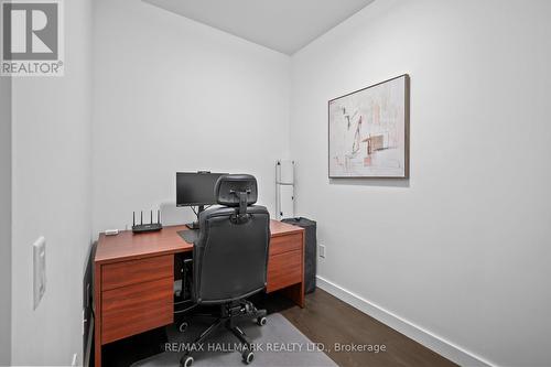 207 - 5025 Harvard Road, Mississauga, ON - Indoor Photo Showing Office