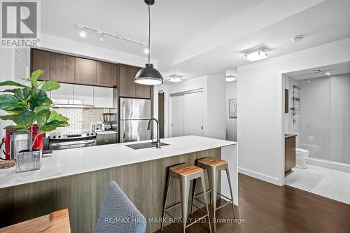 207 - 5025 Harvard Road, Mississauga, ON - Indoor Photo Showing Kitchen With Stainless Steel Kitchen With Upgraded Kitchen