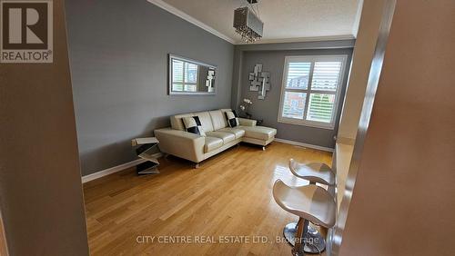 4972 Southampton Drive, Mississauga, ON - Indoor Photo Showing Other Room