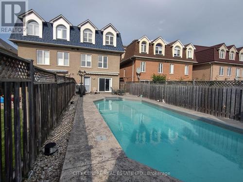 4972 Southampton Drive, Mississauga, ON - Outdoor With In Ground Pool