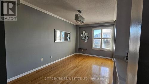 4972 Southampton Drive, Mississauga, ON - Indoor Photo Showing Other Room