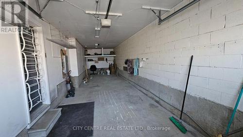 4972 Southampton Drive, Mississauga, ON - Indoor Photo Showing Garage