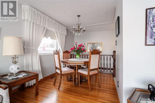 517 20Th Avenue E, Regina, SK - Indoor Photo Showing Dining Room