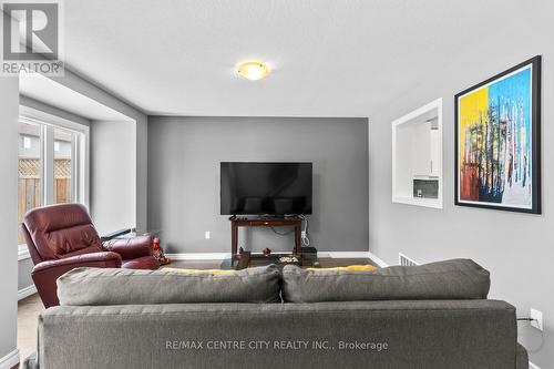 59 - 3400 Castle Rock Place, London, ON - Indoor Photo Showing Living Room