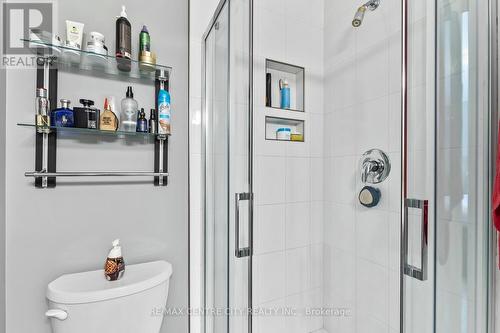 59 - 3400 Castle Rock Place, London, ON - Indoor Photo Showing Bathroom