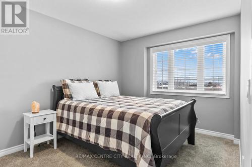 59 - 3400 Castle Rock Place, London, ON - Indoor Photo Showing Bedroom