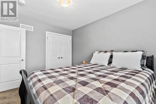 59 - 3400 Castle Rock Place, London, ON - Indoor Photo Showing Bedroom