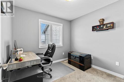 59 - 3400 Castle Rock Place, London, ON - Indoor Photo Showing Office