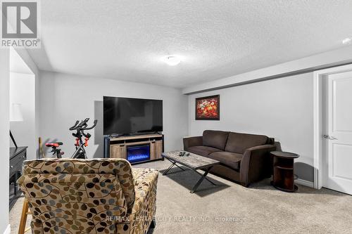 59 - 3400 Castle Rock Place, London, ON - Indoor Photo Showing Living Room