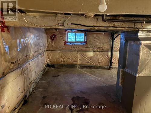 164 London Street N, Hamilton (Crown Point), ON - Indoor Photo Showing Basement