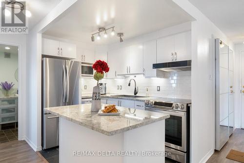 Ph6 - 158A Mcarthur Avenue, Ottawa, ON - Indoor Photo Showing Kitchen With Upgraded Kitchen