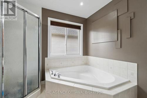 259 Trail Side Circle, Ottawa, ON - Indoor Photo Showing Bathroom