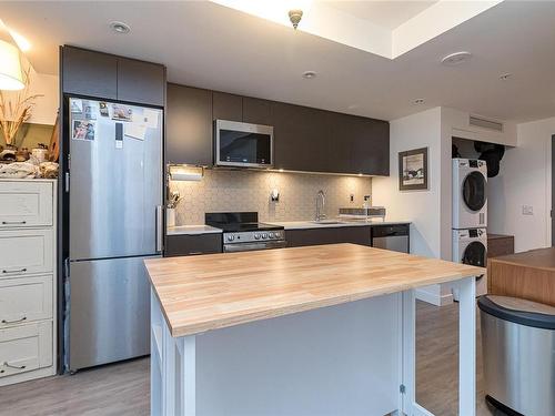 303-845 Johnson St, Victoria, BC - Indoor Photo Showing Kitchen With Stainless Steel Kitchen