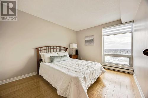 155 Front Street North Unit# 1309, Sarnia, ON - Indoor Photo Showing Bedroom