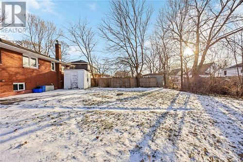 999 Hagle Street, Sarnia, ON - Outdoor